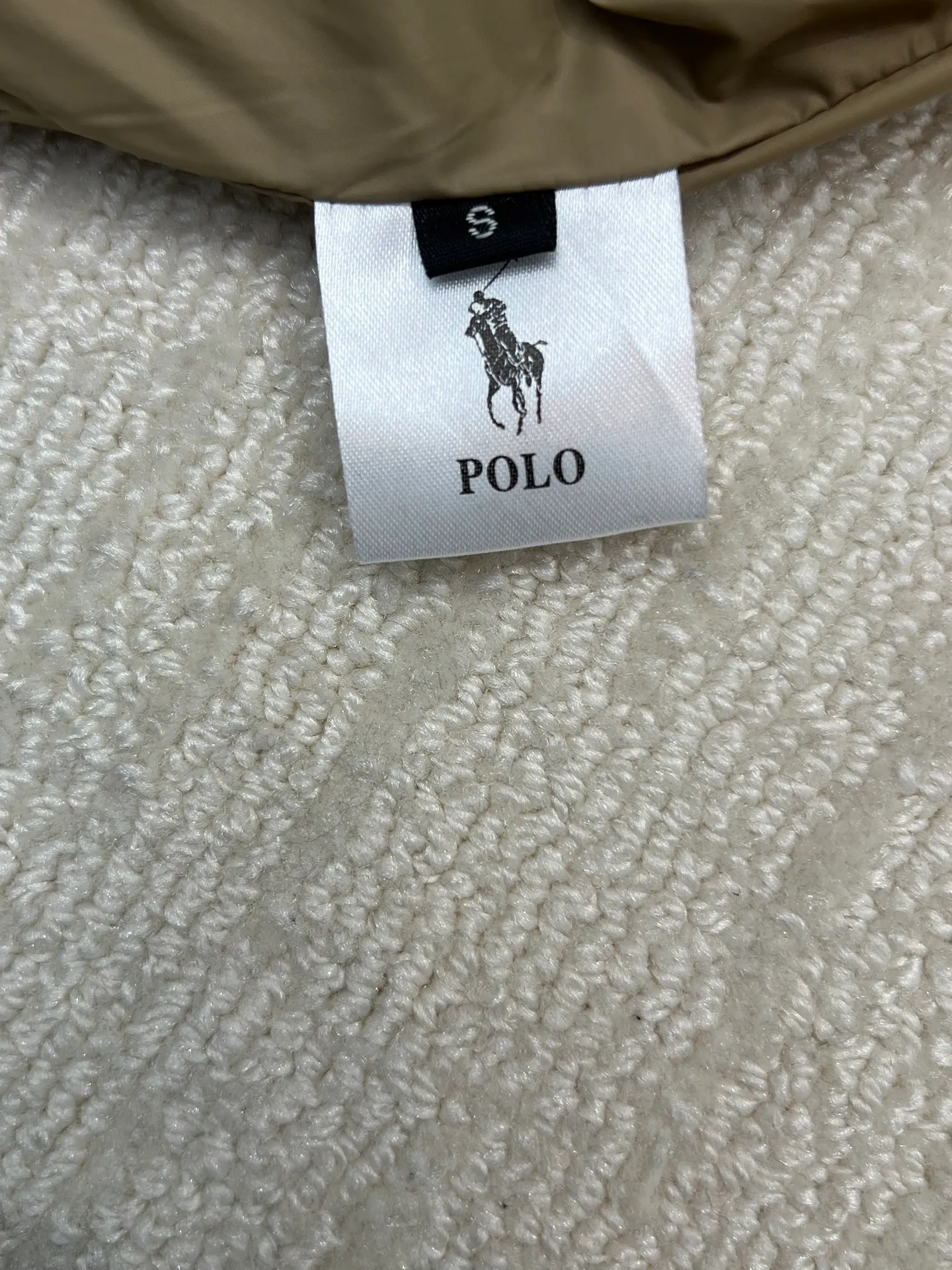 P350 Ralph Lauren logo embroidered diamond plaid corduroy cotton jacket. Exquisite small logo embroidery on the chest, corduroy color-blocked lapels, pocket design showing details, customized accessories, complete with three standards. Size: S M L XL